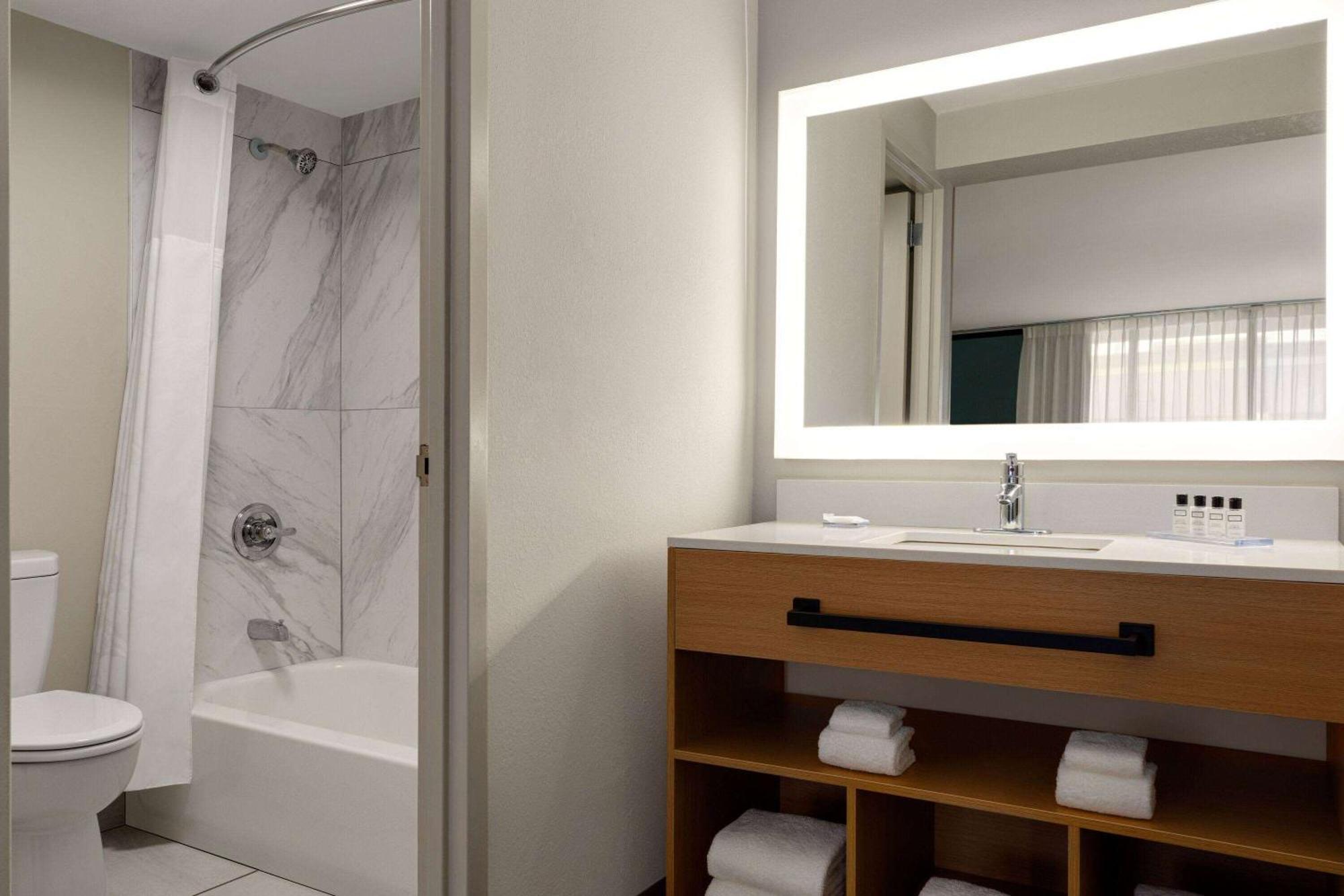 Wyndham Garden Atlanta Airport Otel College Park Dış mekan fotoğraf